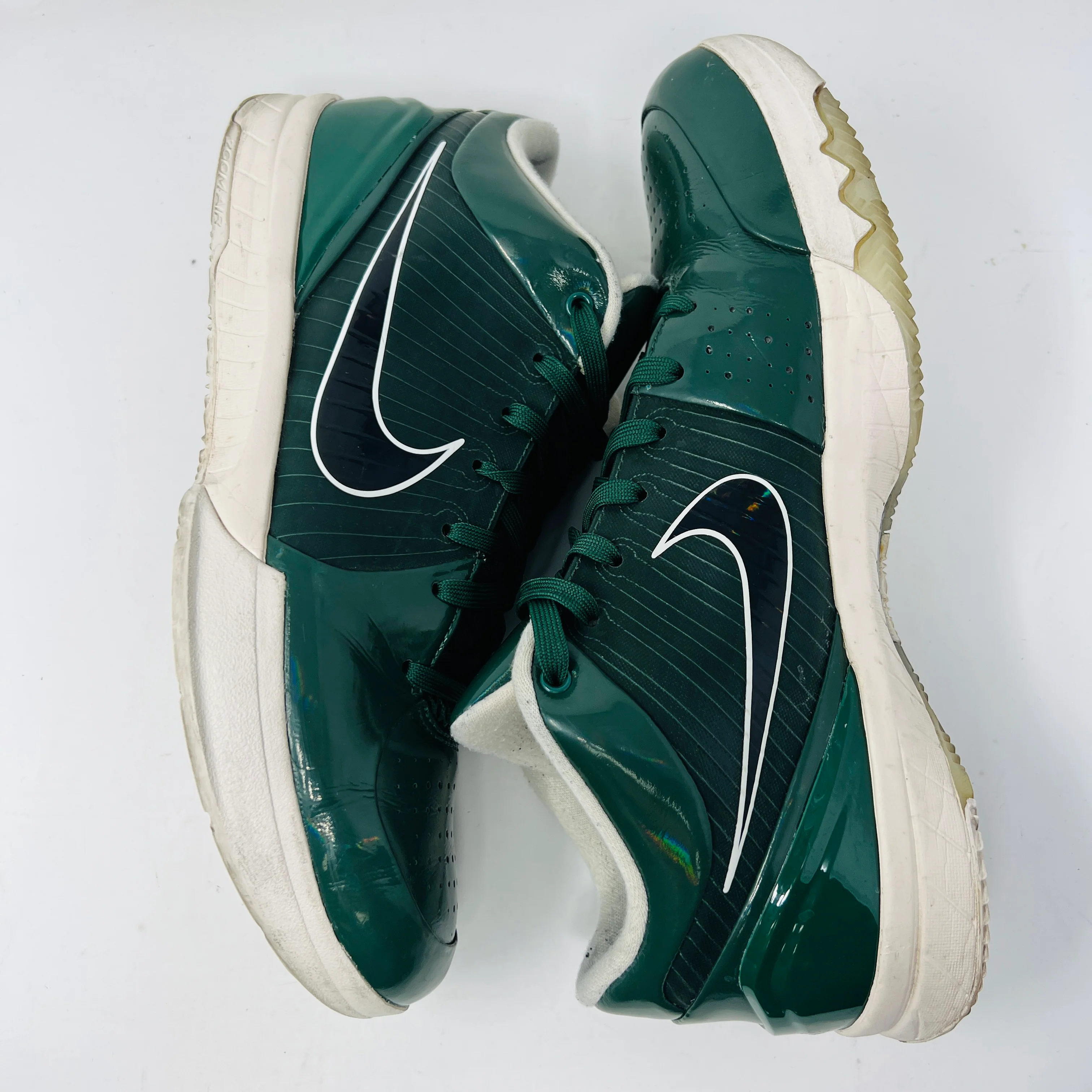 Nike Kobe 4 Protro Undefeated Milwaukee Bucks - Image 3