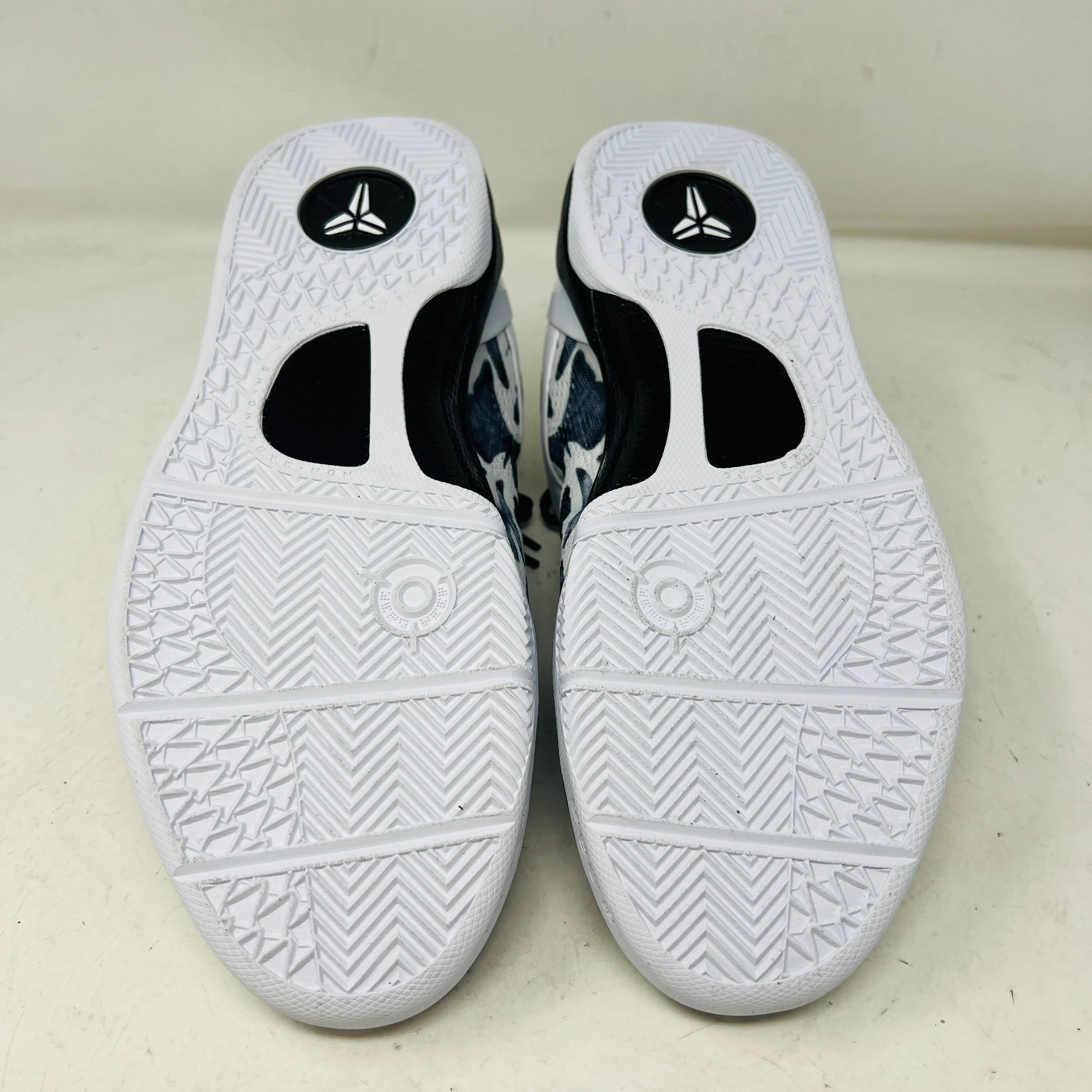 Nike Kobe 8 Protro Mambacita (GS) - Image 6