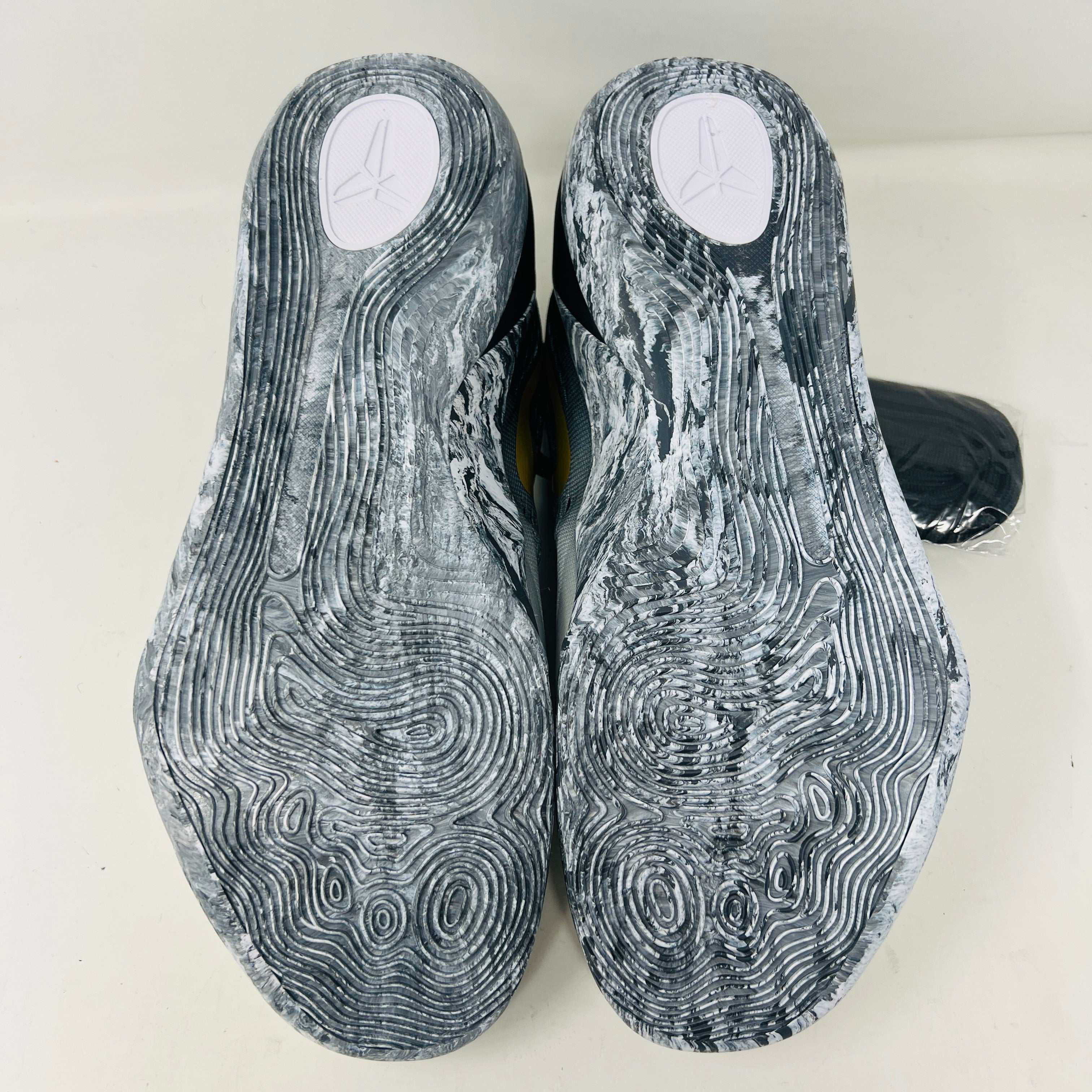 Nike Kobe 9 EM Low Protro Mambacita - Image 6