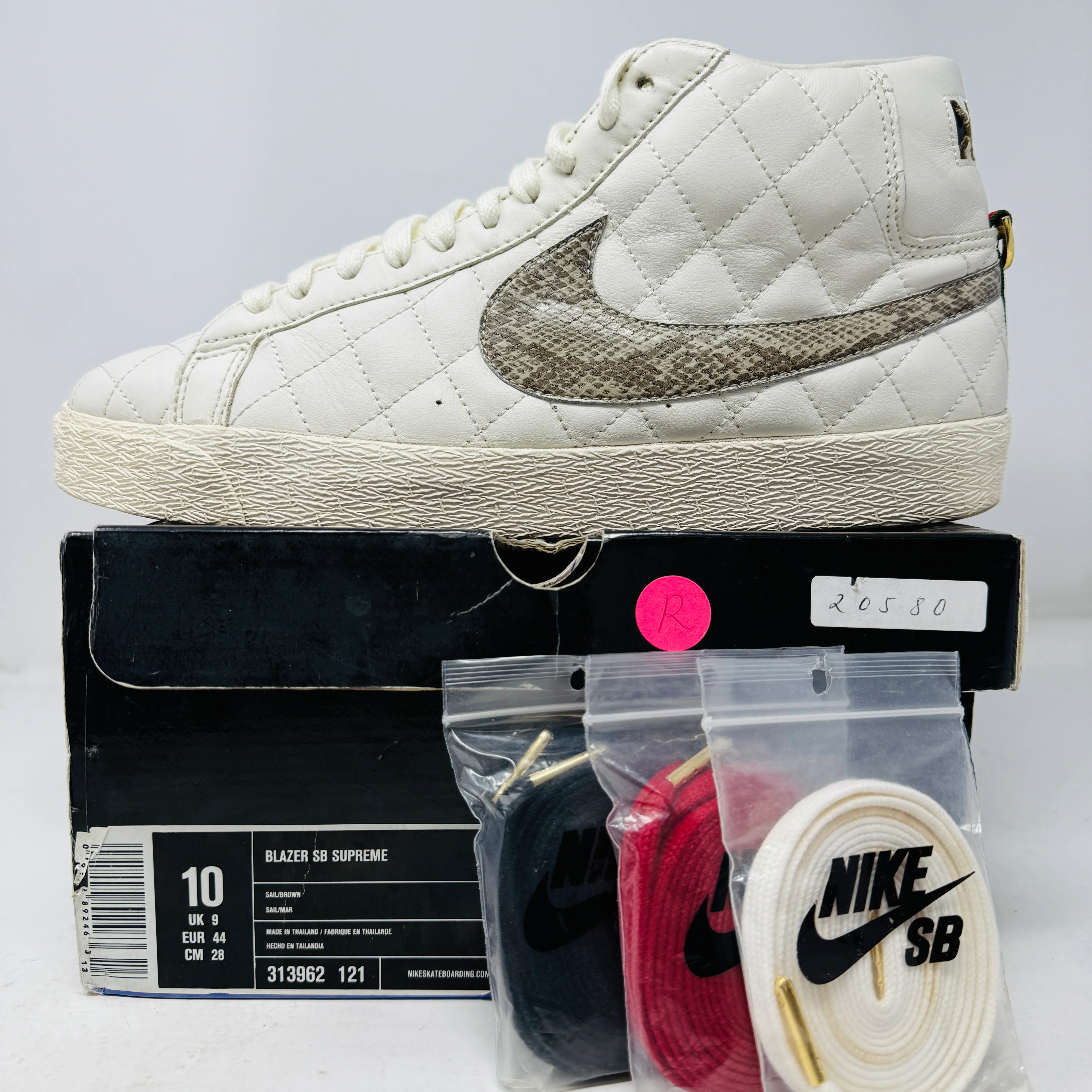 Nike SB Blazer Supreme White (2006)