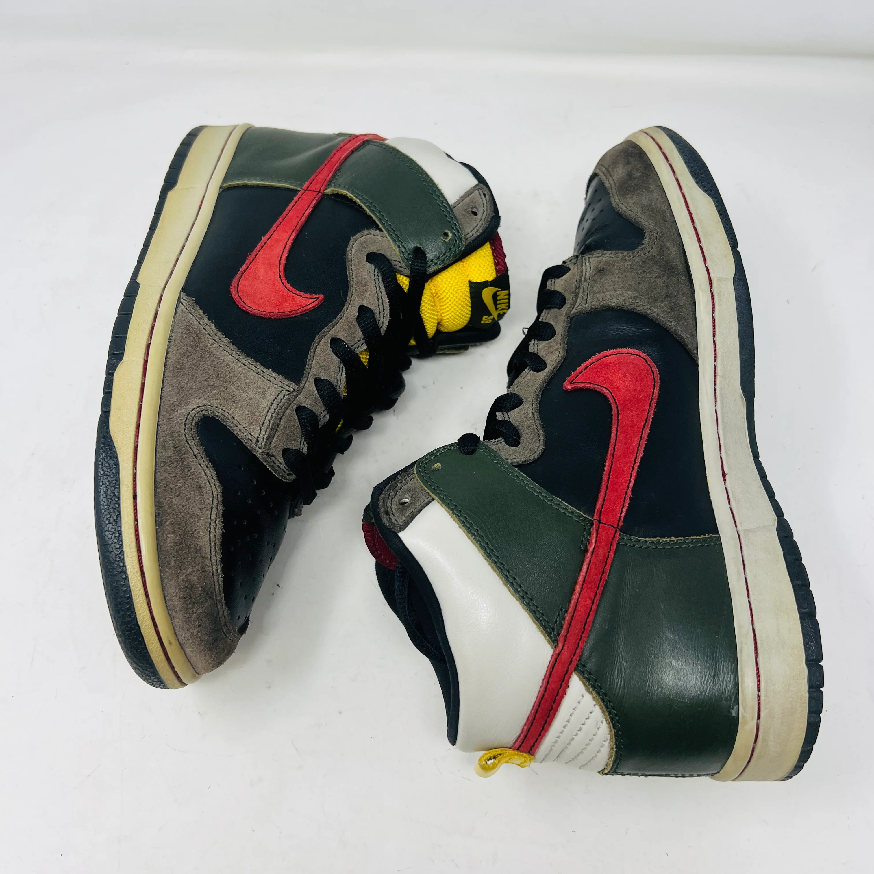Nike SB Dunk High Boba Fett - Image 3