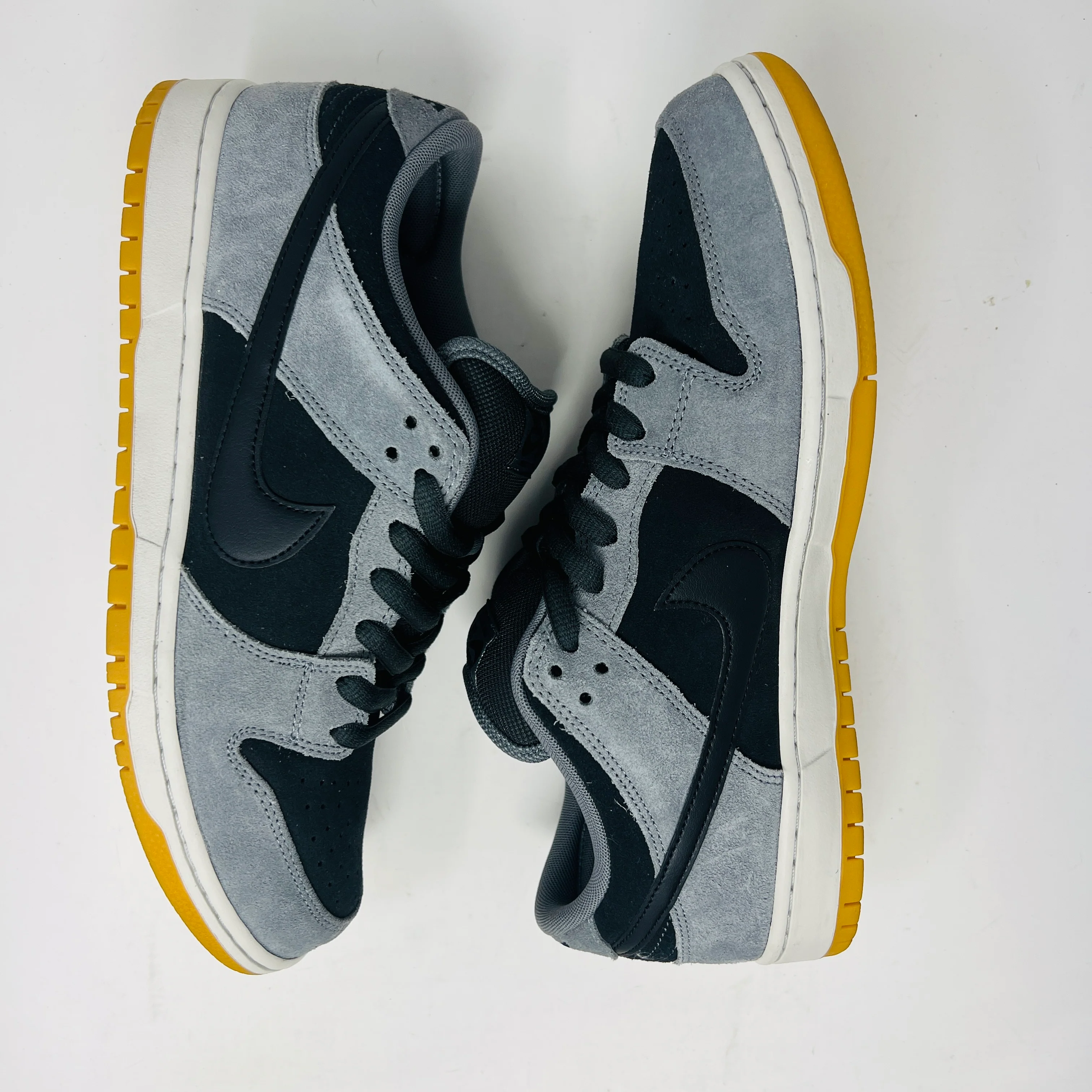 Nike SB Dunk Low Dark Smoke Grey - Image 2