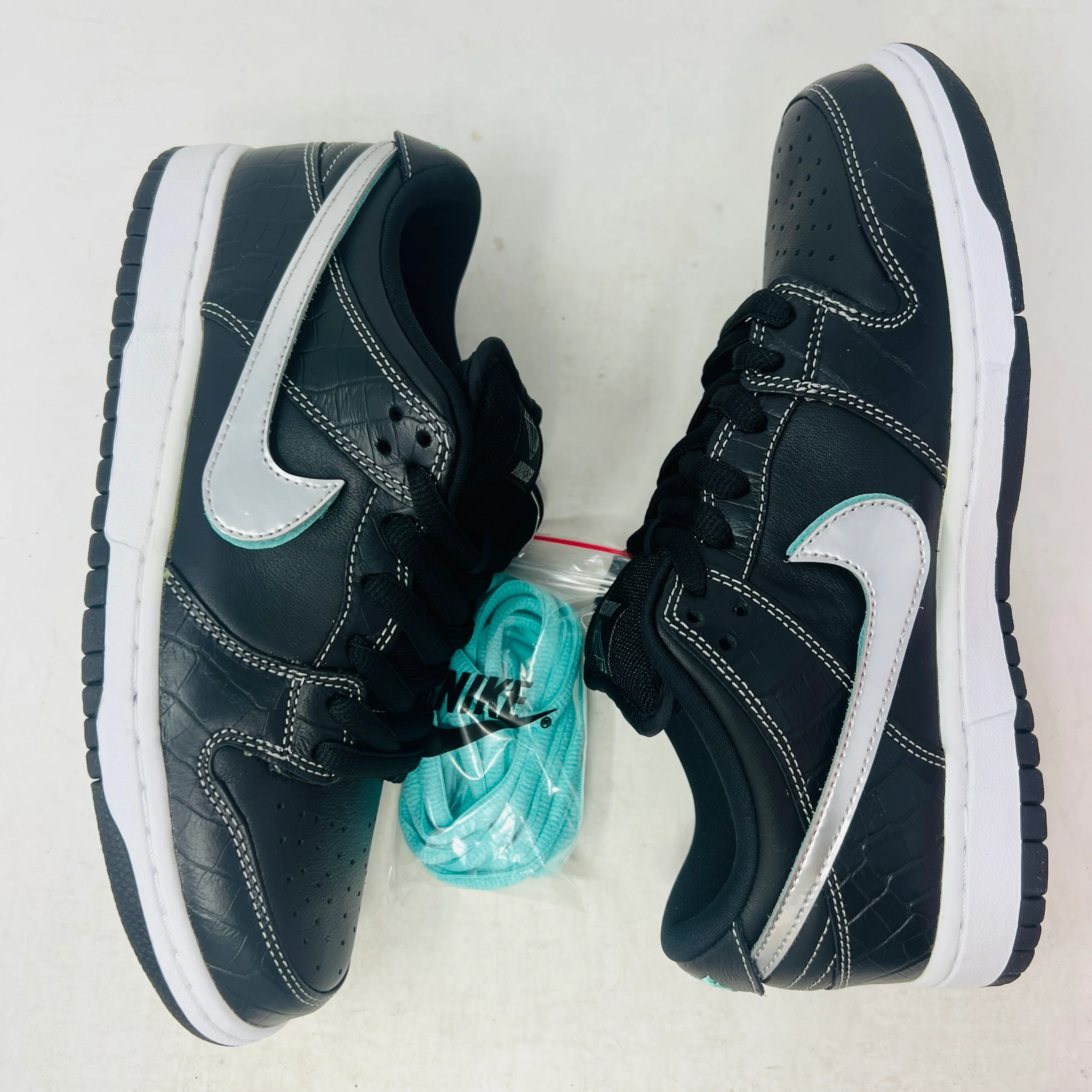 Nike SB Dunk Low Diamond Supply Co. Black Diamond - Image 3