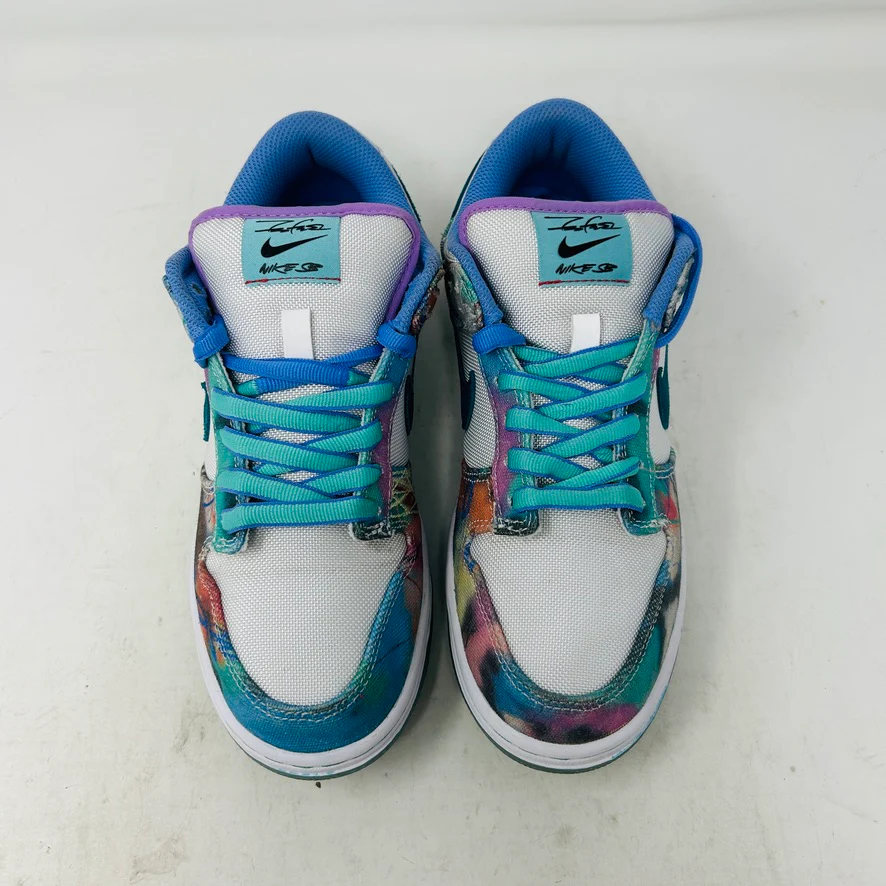 Nike SB Dunk Low Futura Laboratories Bleached Aqua - Image 2