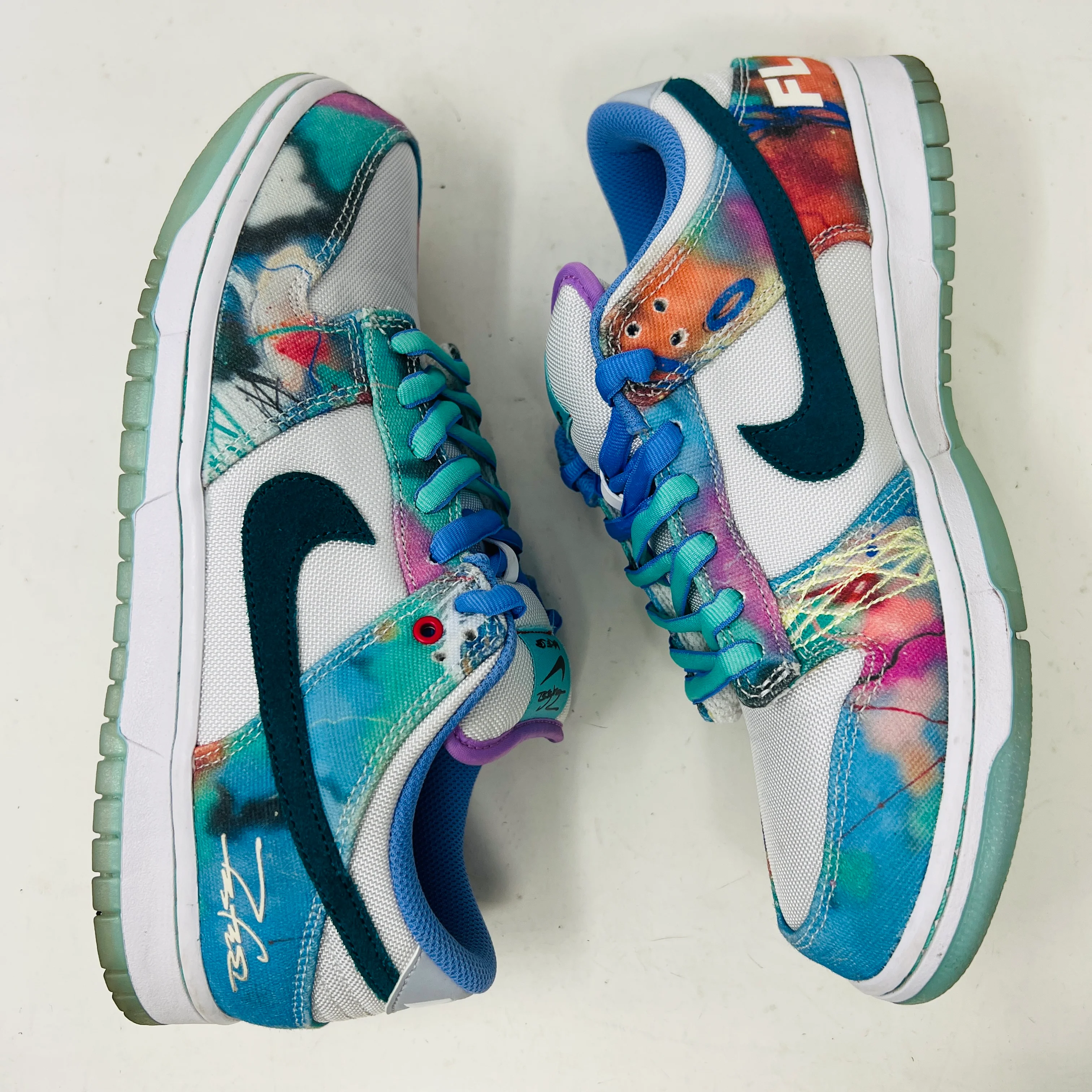 Nike SB Dunk Low Futura Laboratories Bleached Aqua - Image 4