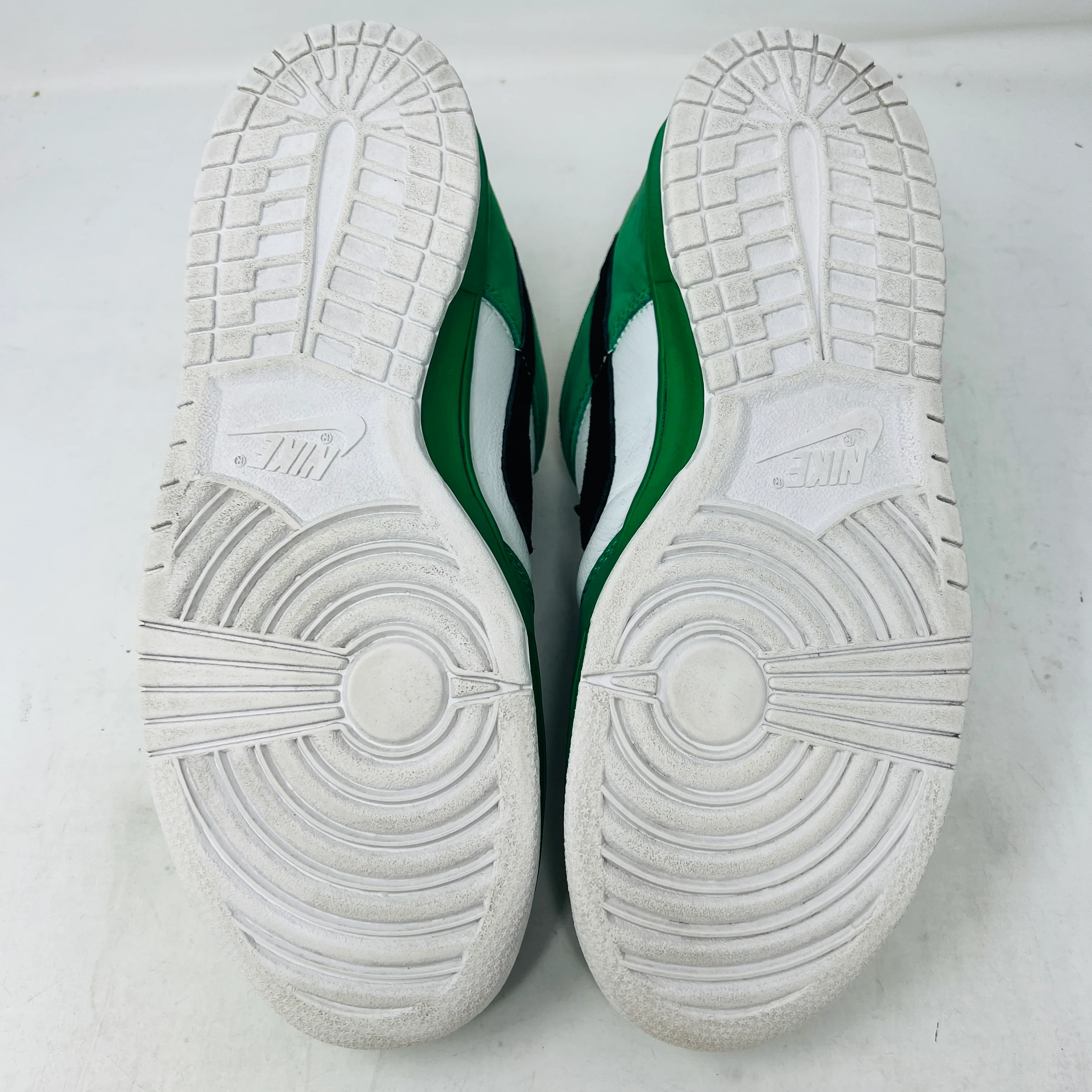 Nike SB Dunk Low Heineken - Image 6