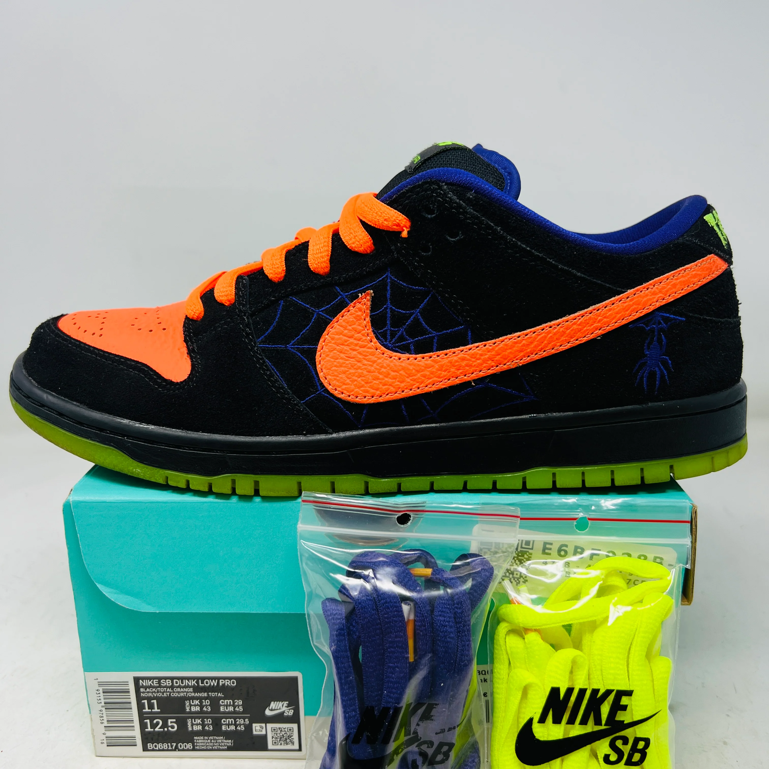 Nike SB Dunk Low Night of Mischief Halloween
