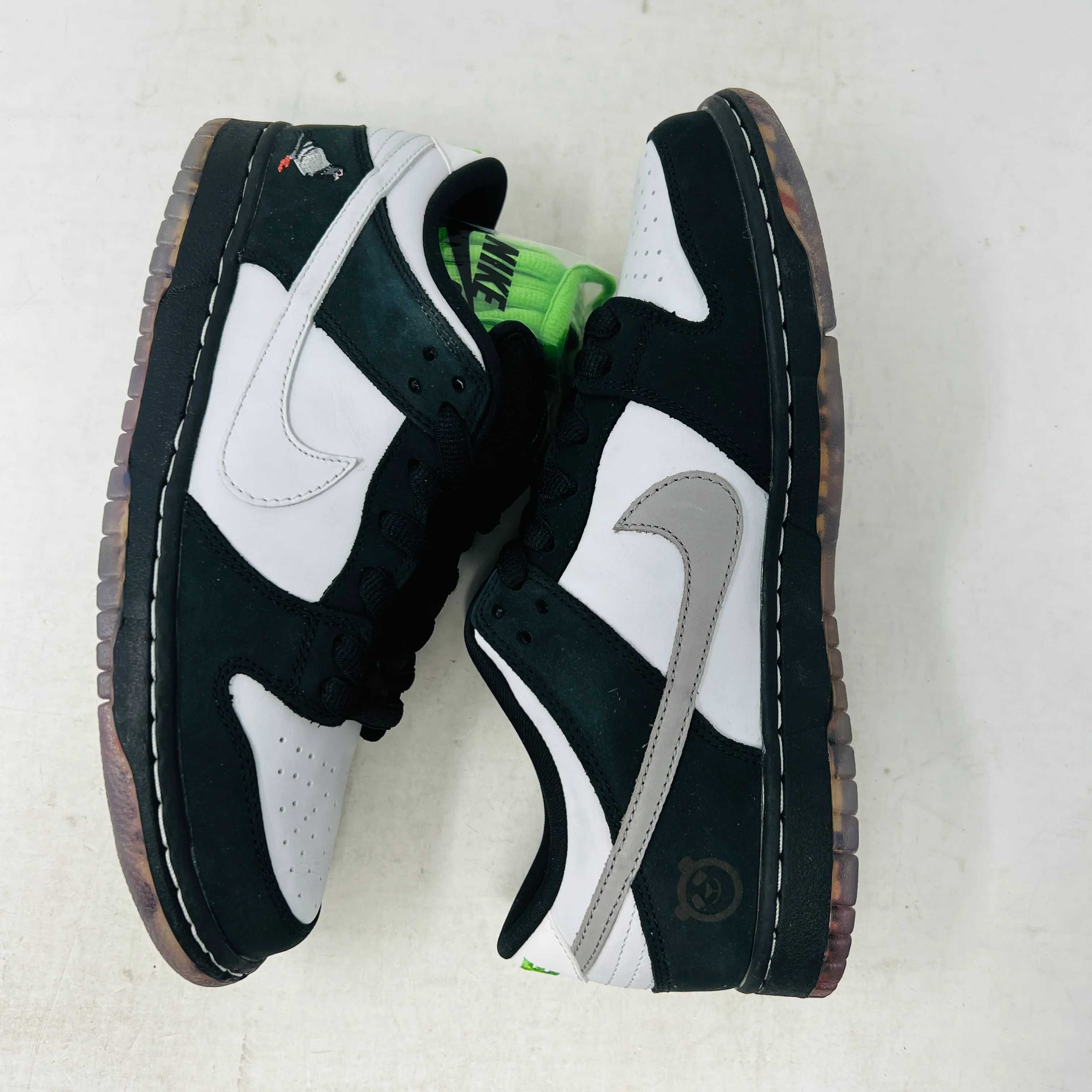 Nike SB Dunk Low “Panda Pigeon” (Special Box) (Engraved) - Image 3