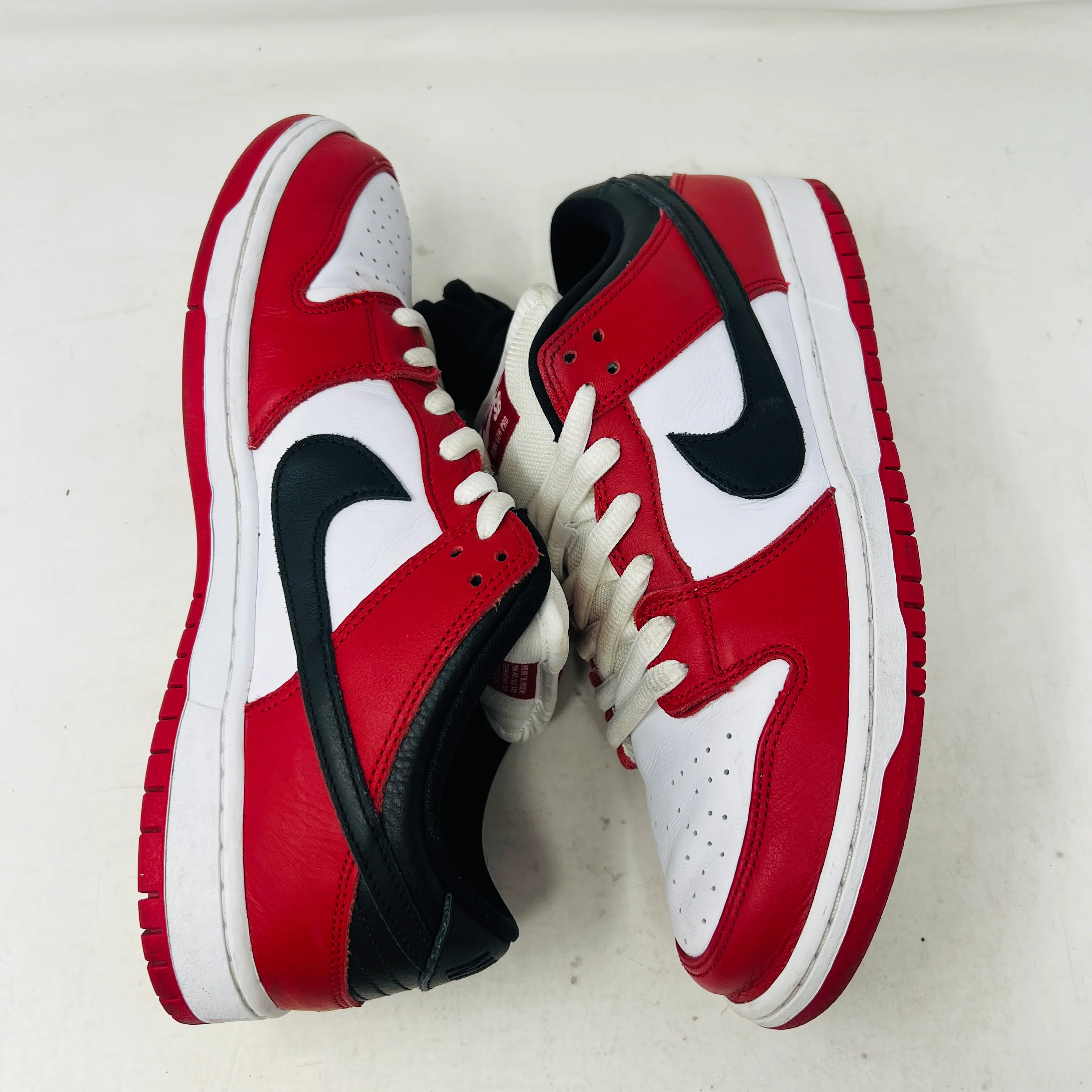 Nike SB Dunk Low Pro J-Pack Chicago - Image 3
