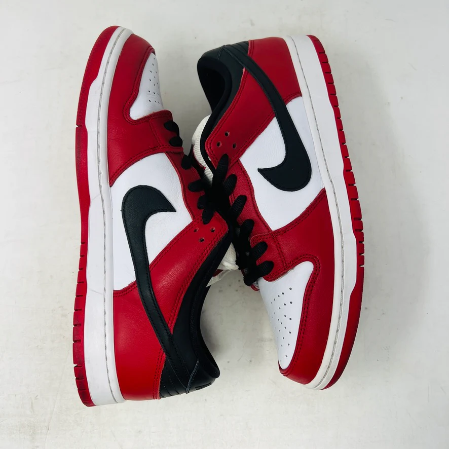 Nike SB Dunk Low Pro J-Pack Chicago - Image 4