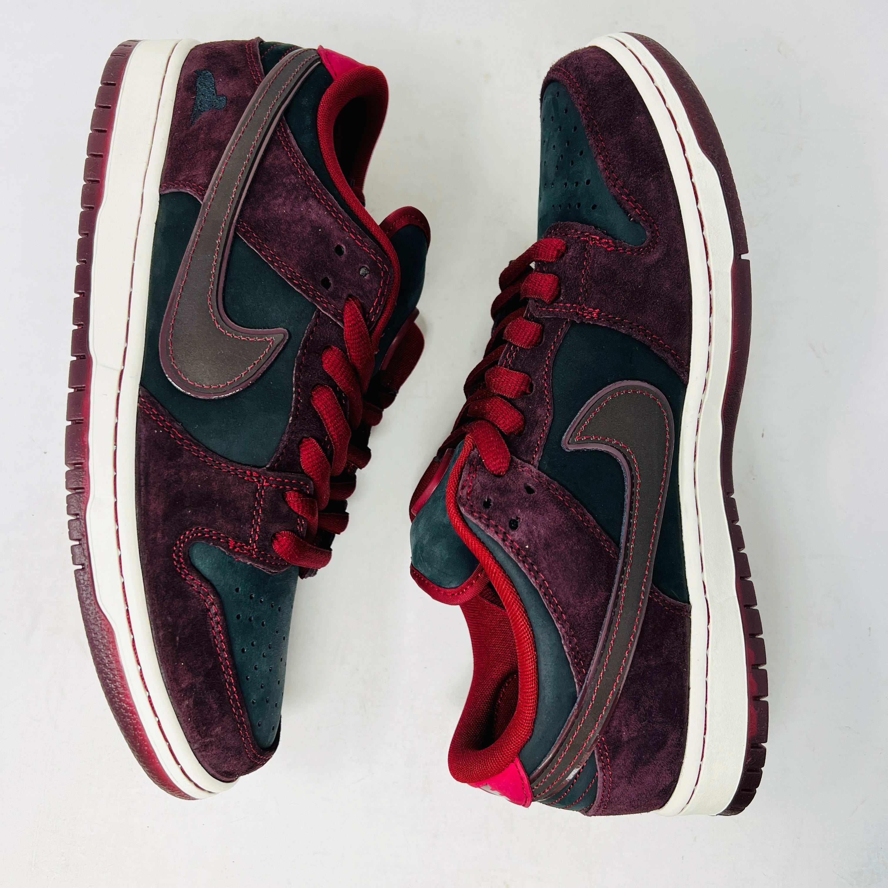 Nike SB Dunk Low Riot Skateshop - Image 3