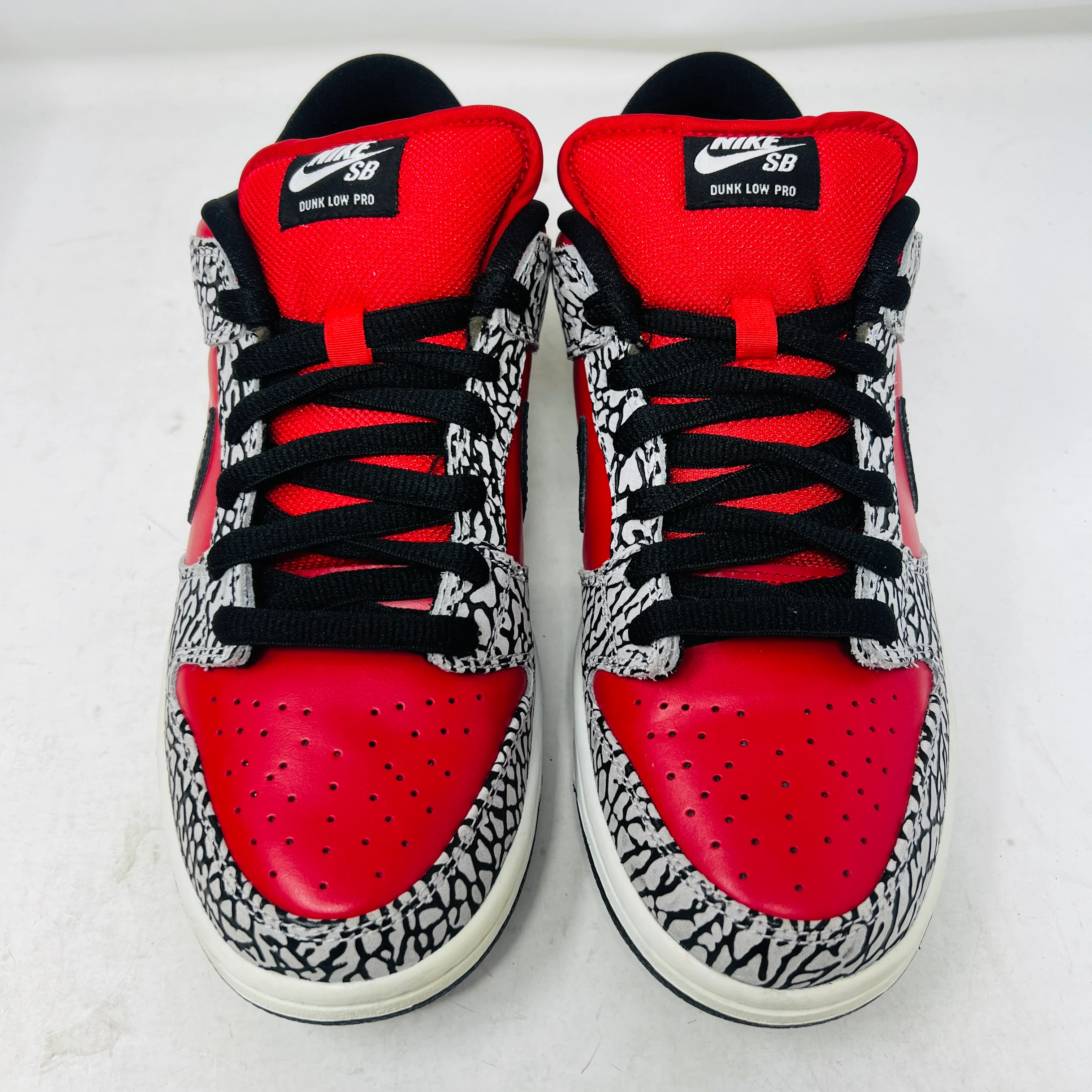 Nike SB Dunk Low Supreme Red Cement (2012) - Image 2