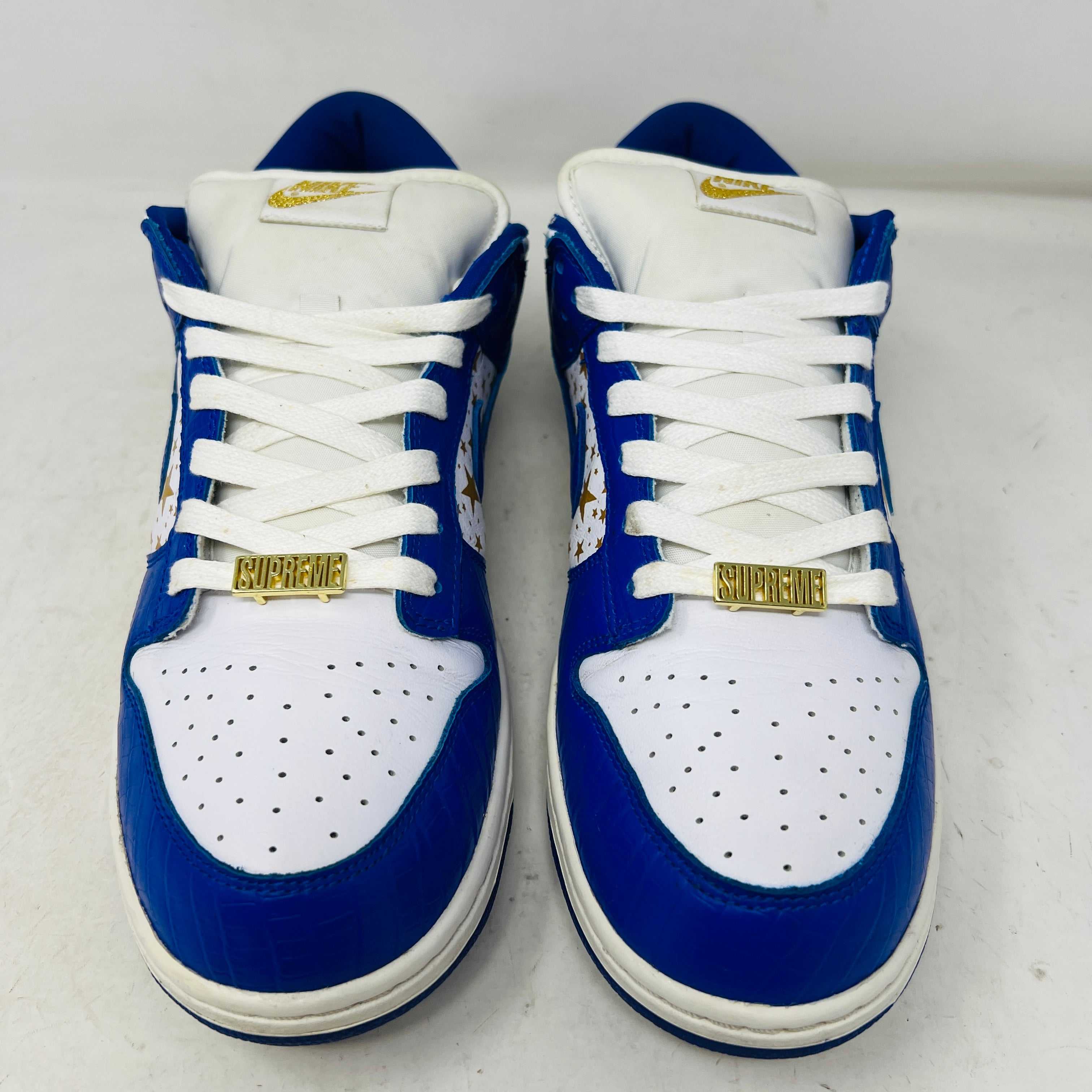 Nike SB Dunk Low Supreme Stars Hyper Royal (2021) - Image 2