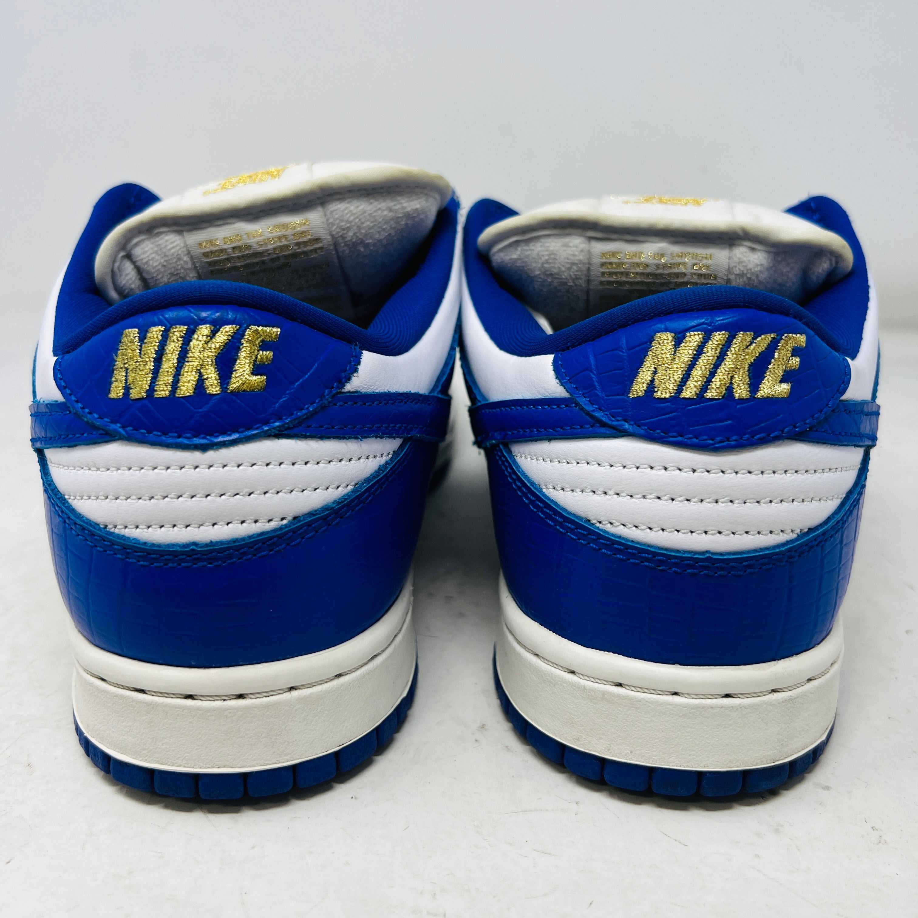 Nike SB Dunk Low Supreme Stars Hyper Royal (2021) - Image 5