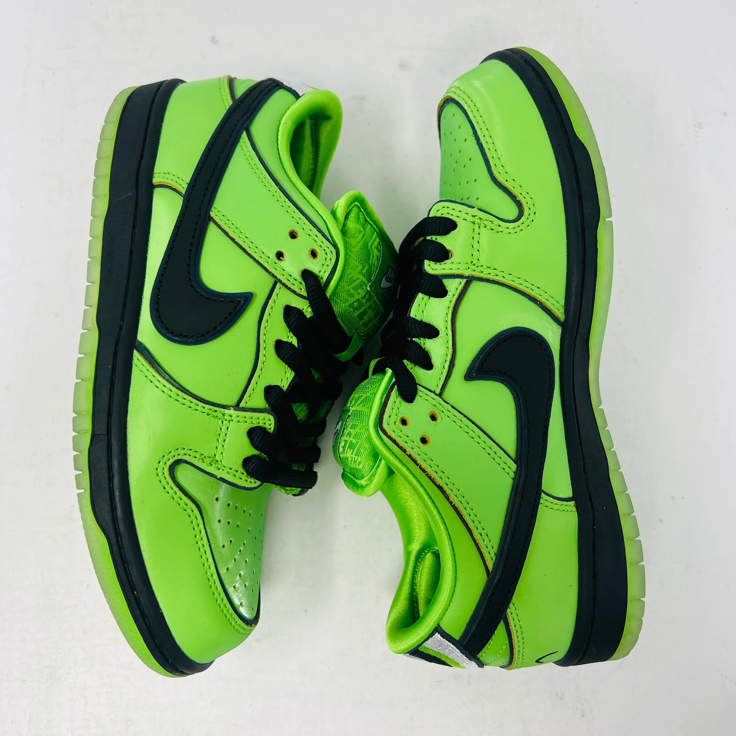 Nike SB Dunk Low The Powerpuff Girls Buttercup - Image 3