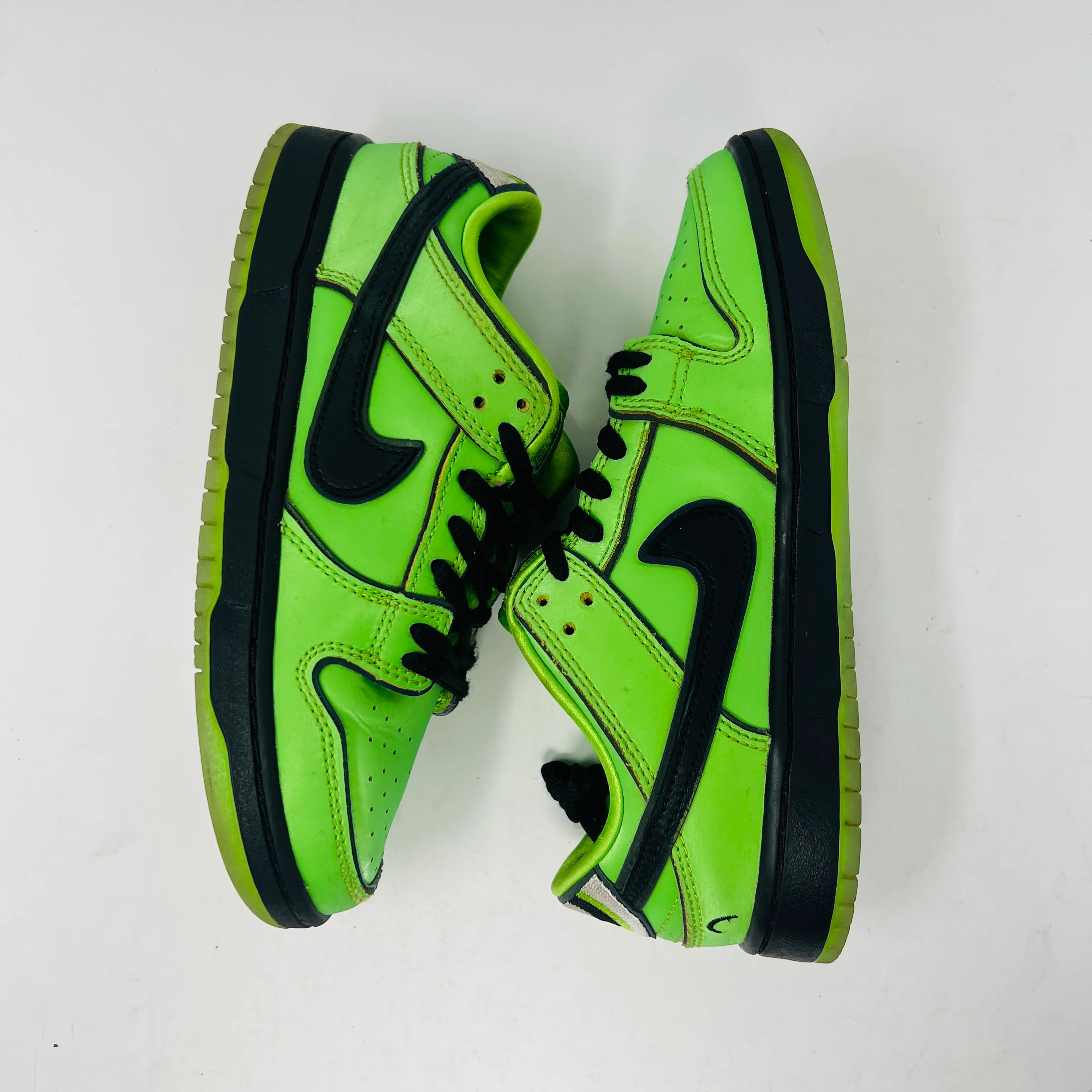 Nike SB Dunk Low The Powerpuff Girls Buttercup (PS) - Image 3