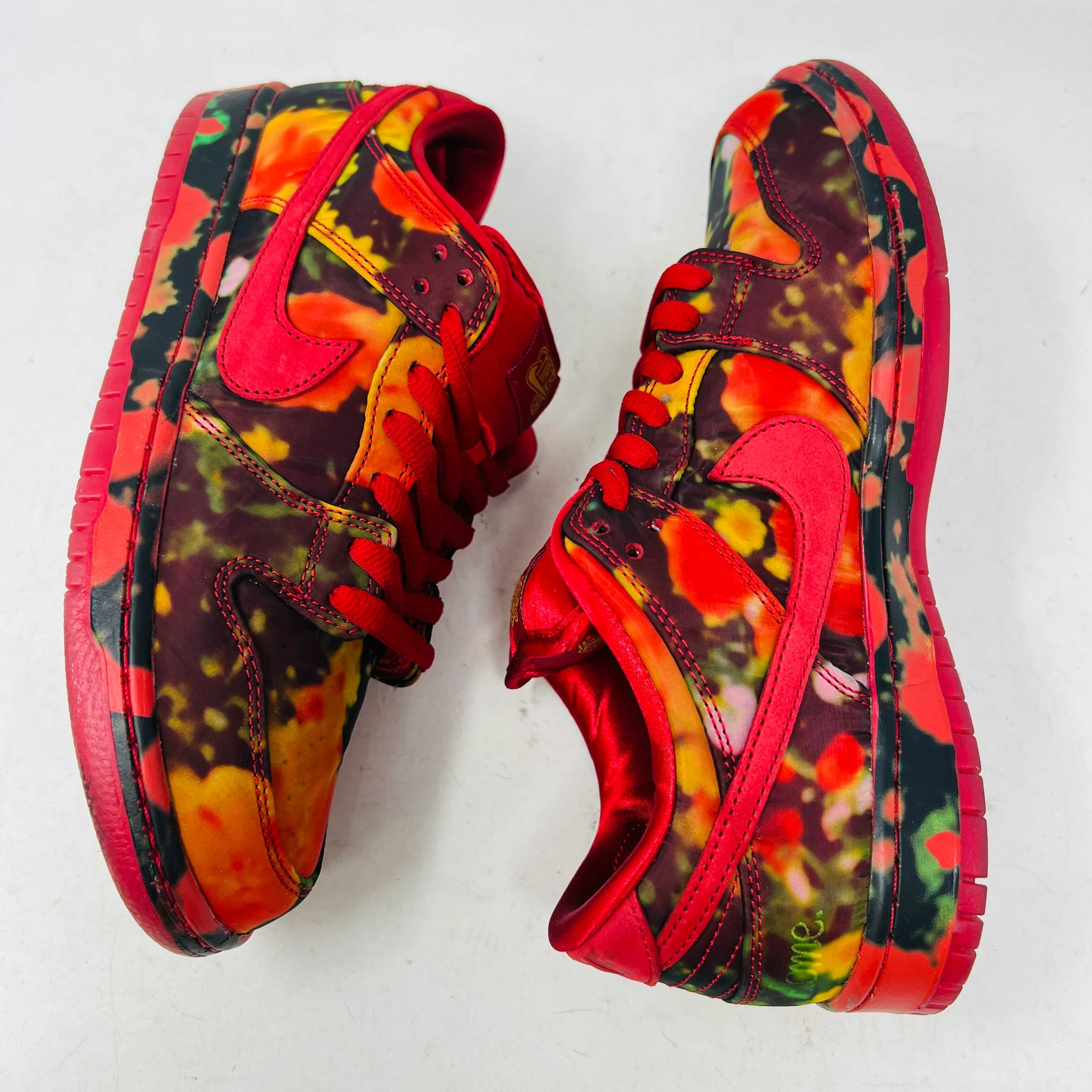 Nike SB Dunk Low The Wizard of Oz Poppy Field - Image 4