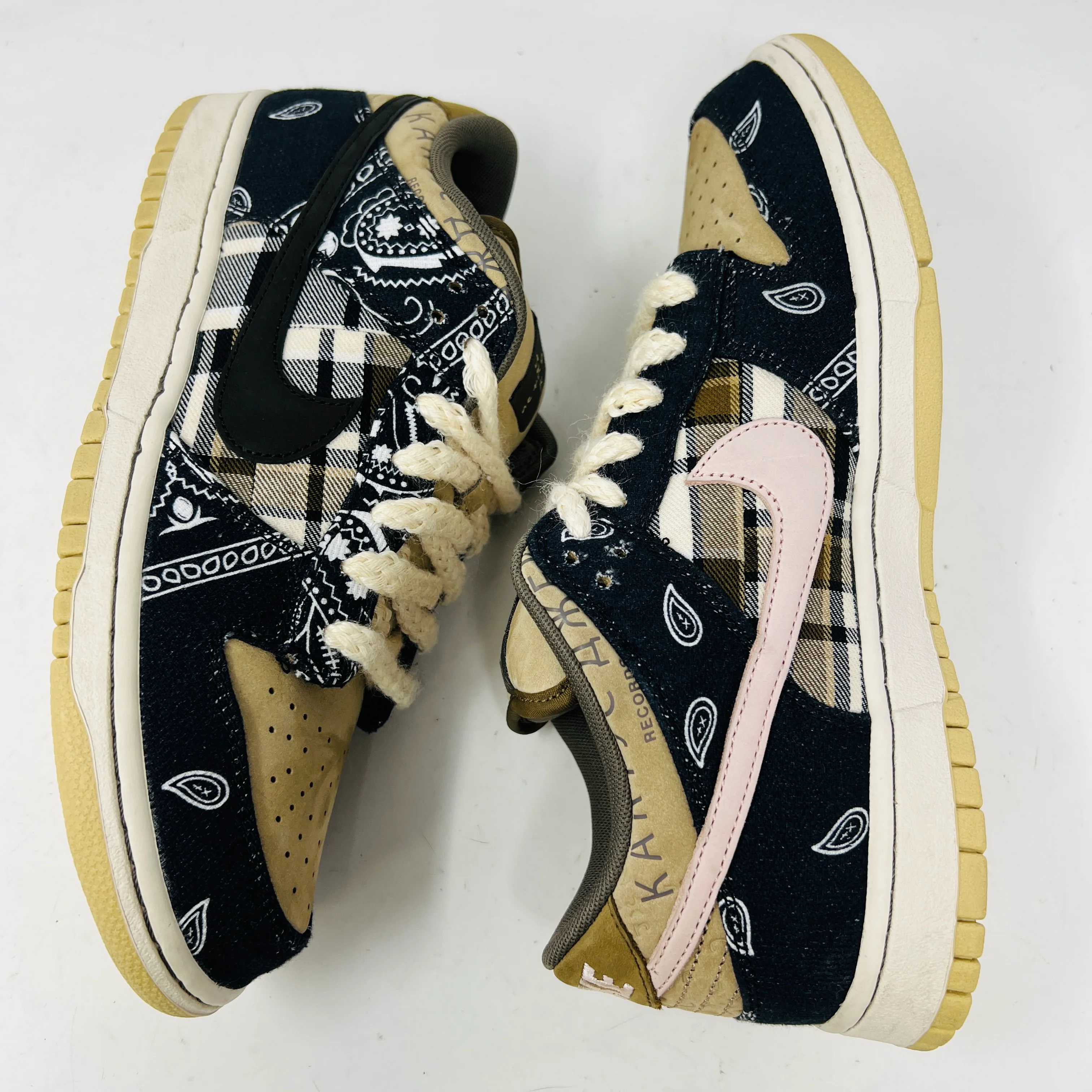 Nike SB Dunk Low Travis Scott - Image 4