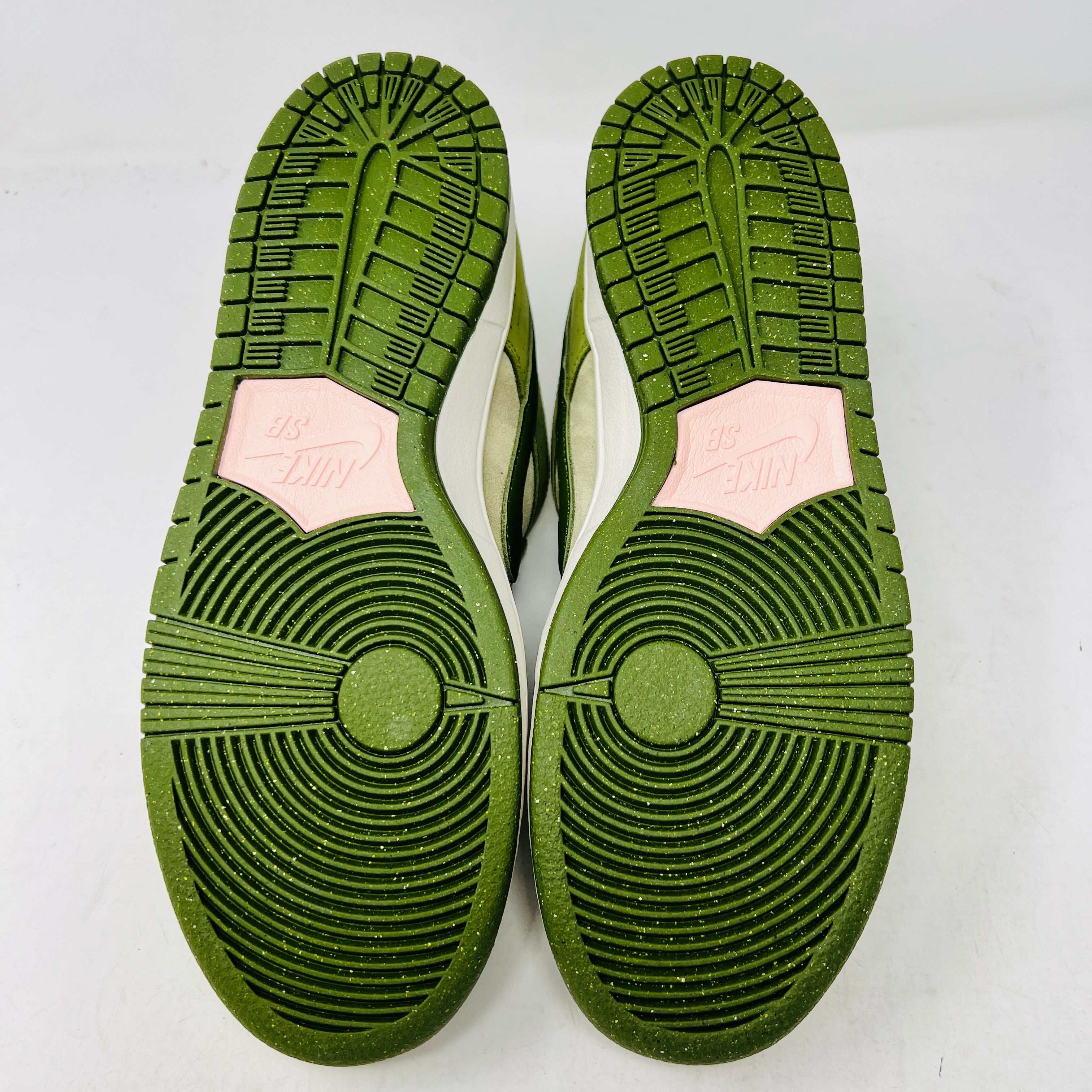 Nike SB Dunk Low Yuto Horigome Matcha Asparagus - Image 6