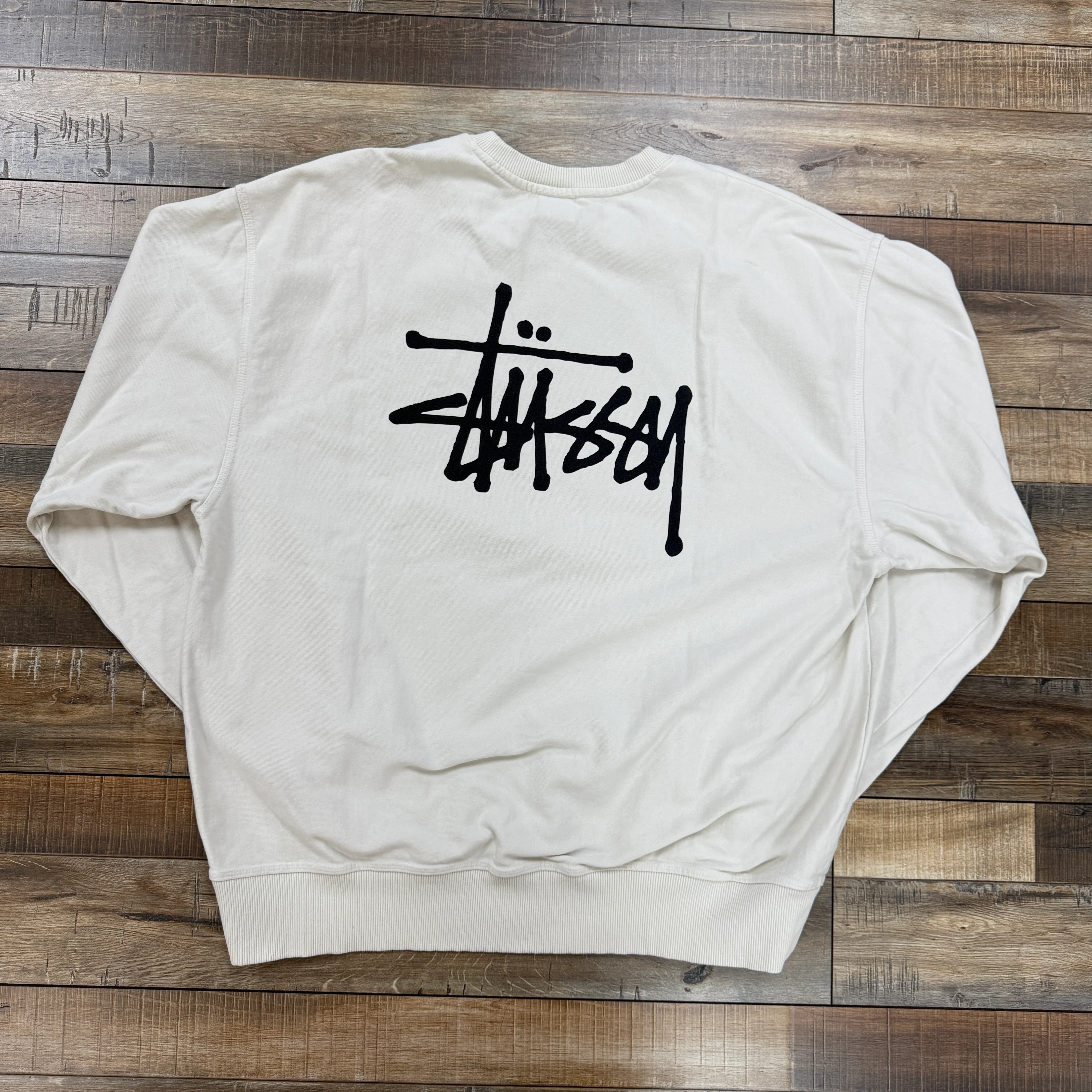 Stussy Basic Pigment Dyed Crew - Image 2
