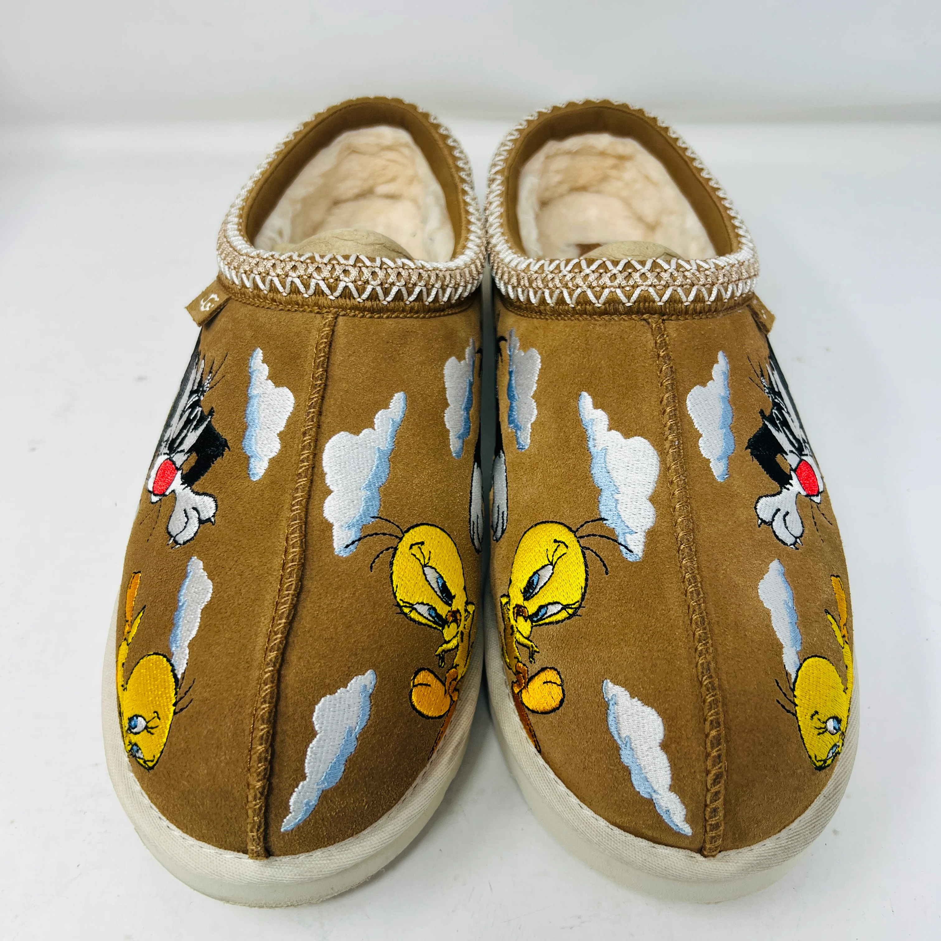 UGG Tasman Slipper Palace x Looney Tunes Chestnut - Image 2
