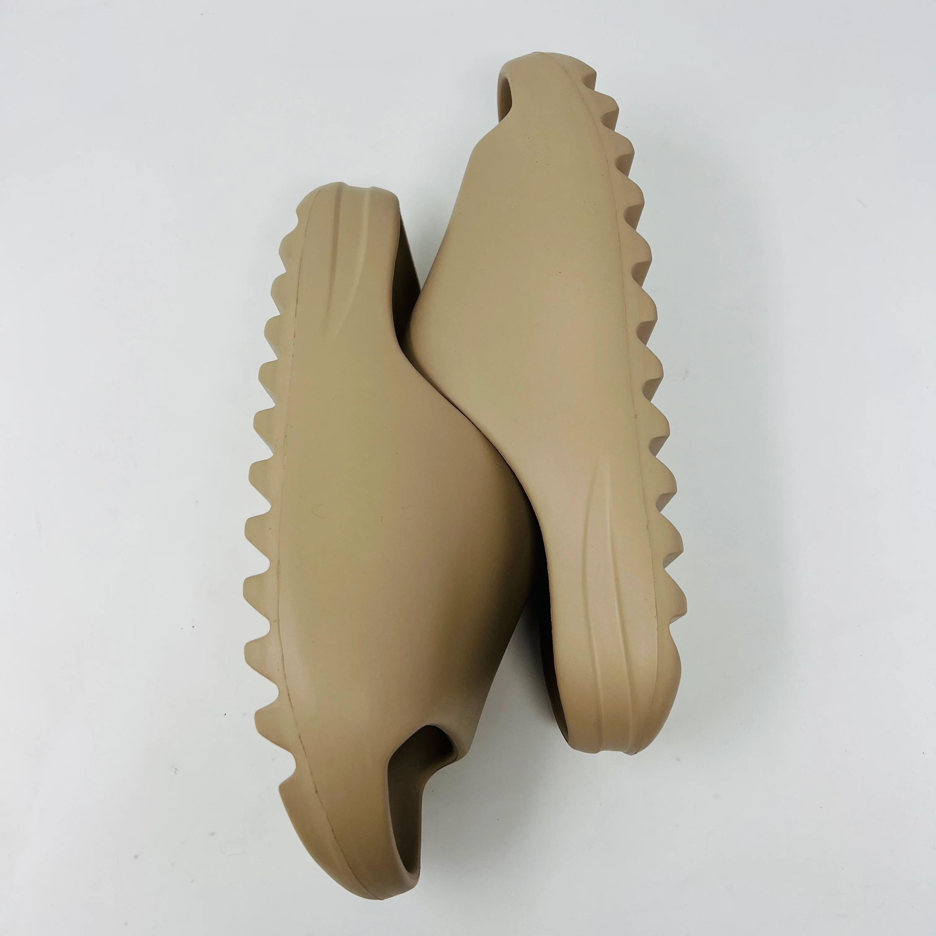 Yeezy Slide Pure OG - Image 3