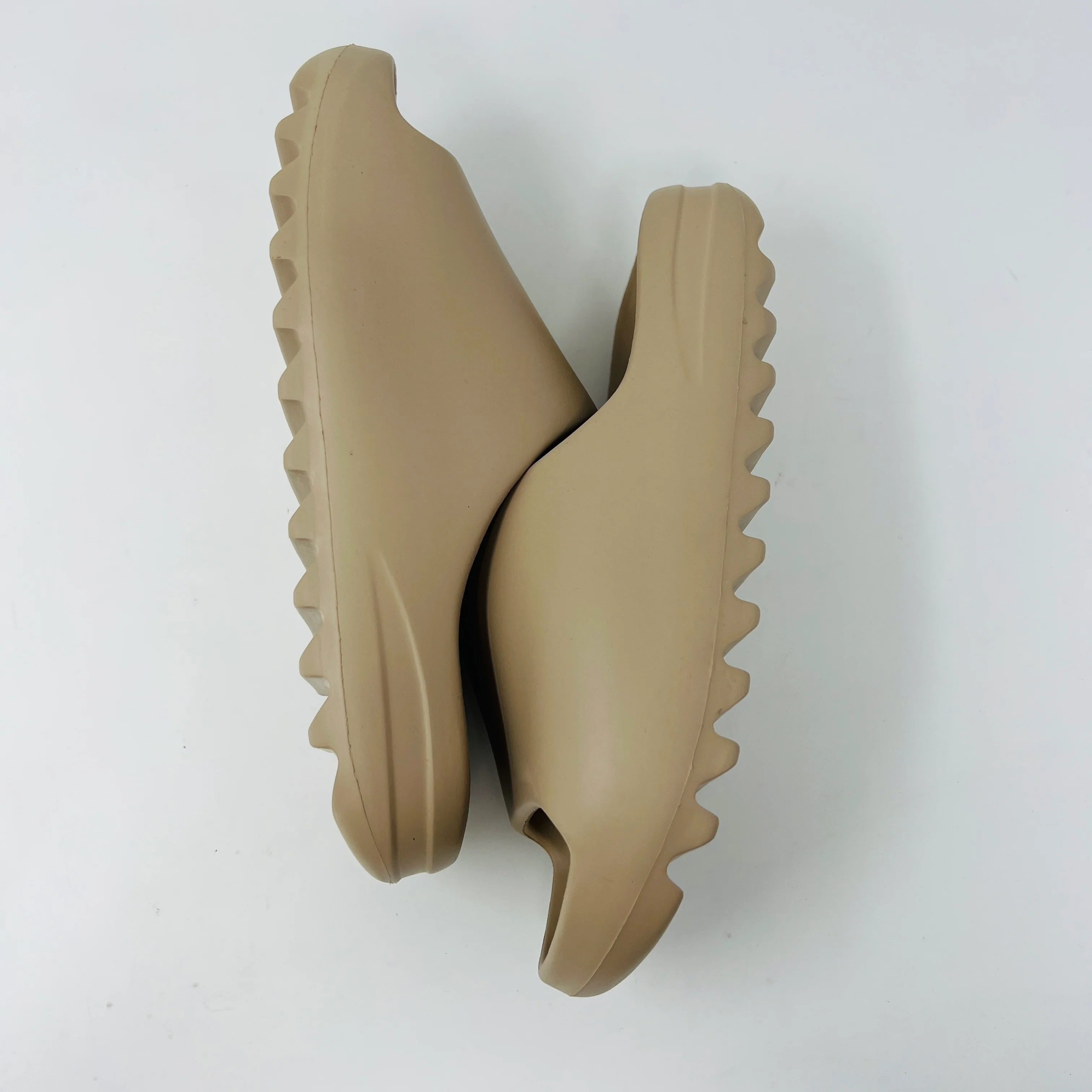 Yeezy Slide Pure OG - Image 4