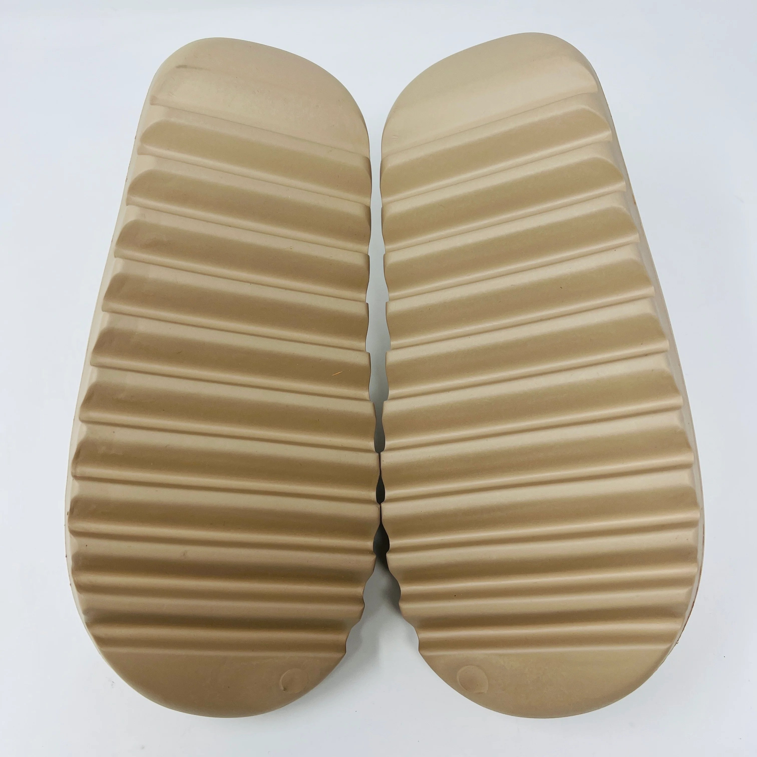 Yeezy Slide Pure OG - Image 6